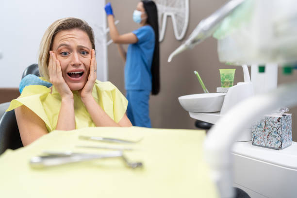 Best Emergency Dentist for Knocked-Out Tooth in Molalla, OR
